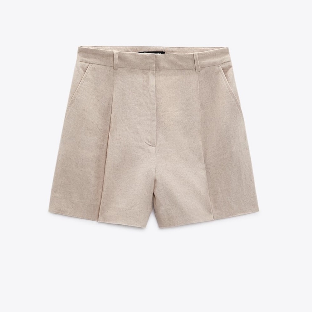 Zara High-Rise Cream Shorts Medium